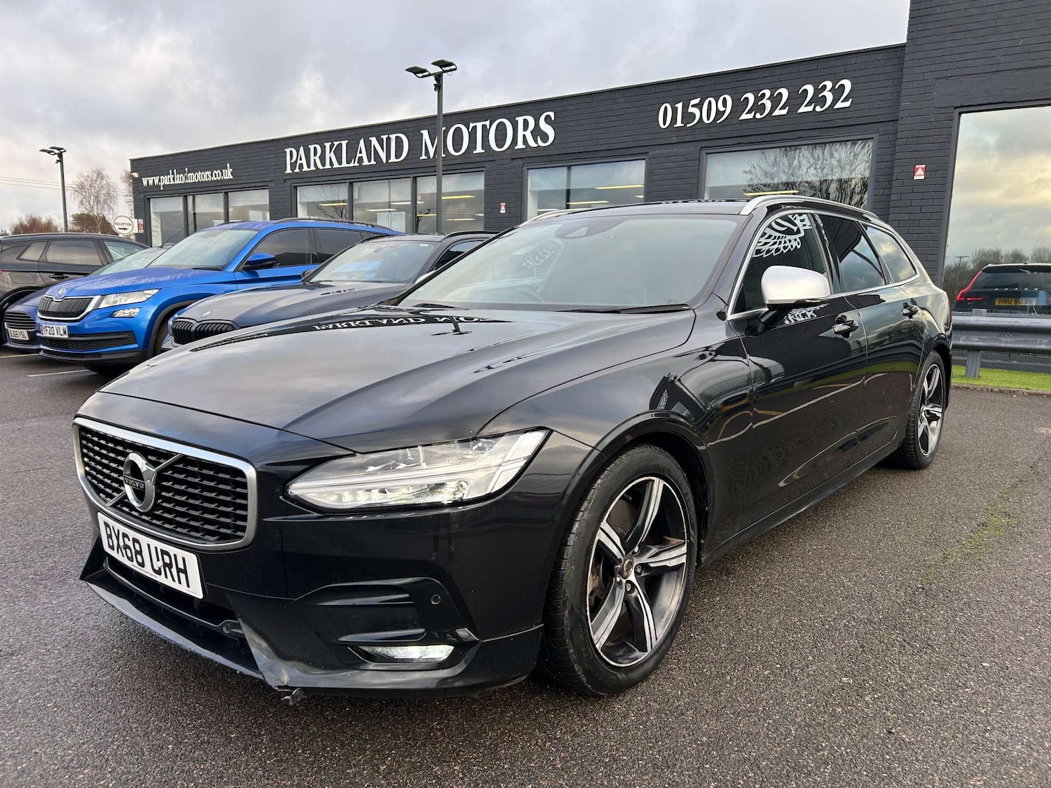Used Volvo V90 2018 for sale - 76686687: Photo 3
