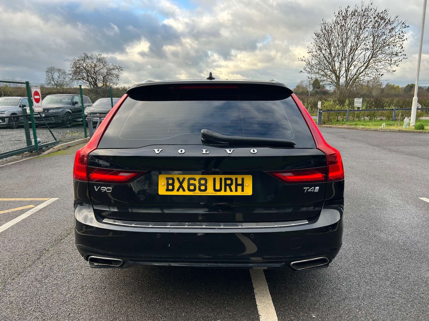 Used Volvo V90 2018 for sale - 76686687: Photo 4