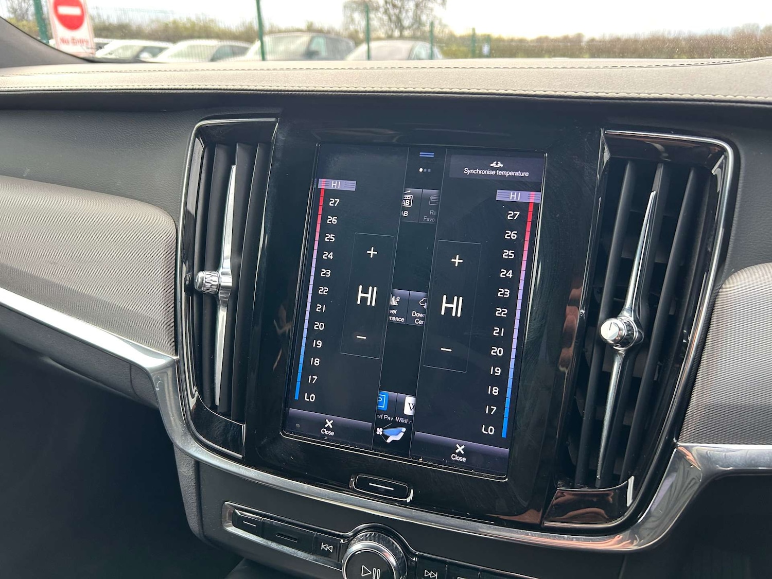 Used Volvo V90 2018 for sale - 76686687: Photo 50