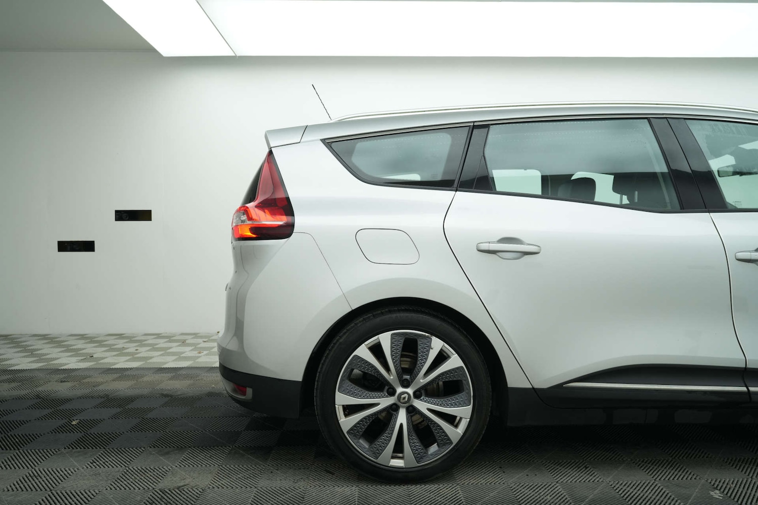 Used Renault Grand Scenic 2018 for sale - 78063285: Photo 13