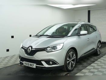 Used Renault Grand Scenic 2018 for sale - 78063285: Photo