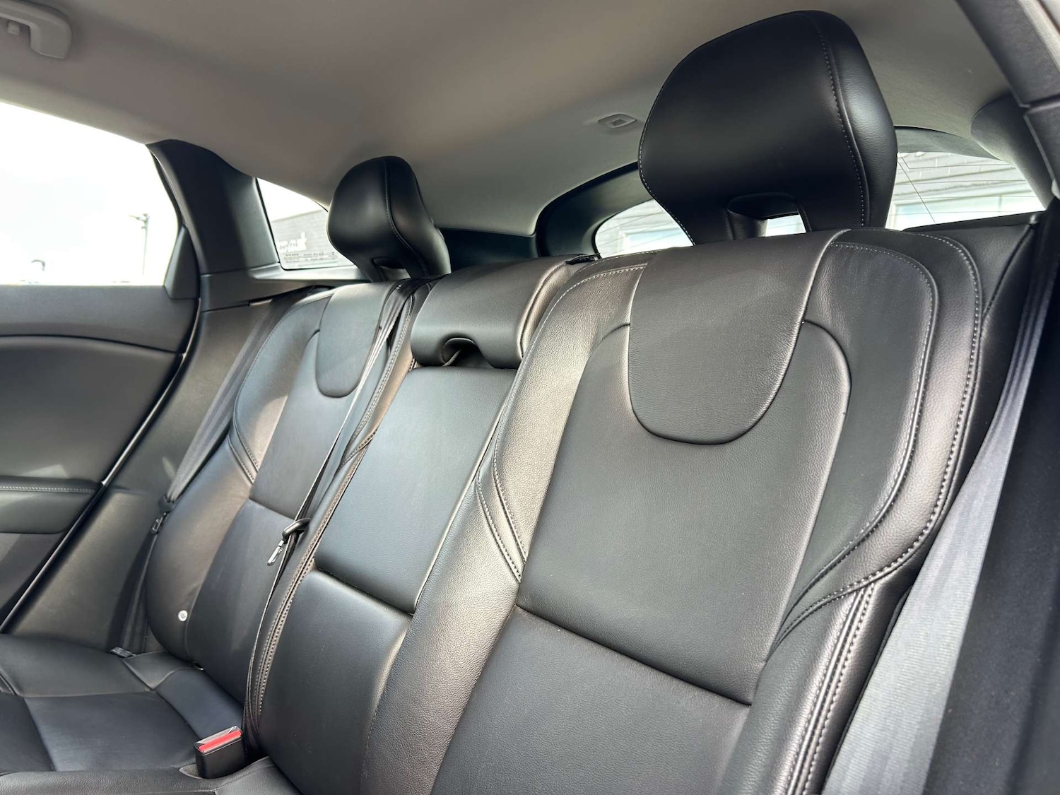 Used Volvo V40 2018 for sale - 77775448: Photo 30