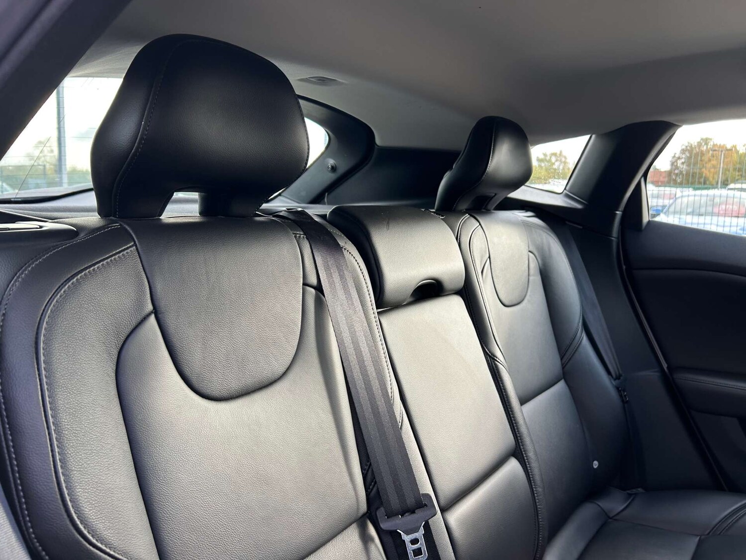 Used Volvo V40 2018 for sale - 77775448: Photo 56