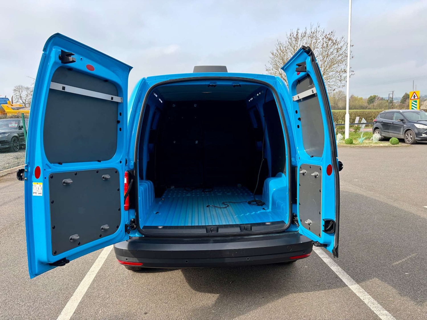 Used Volkswagen Caddy Maxi 2017 for sale - 77984319: Photo 15