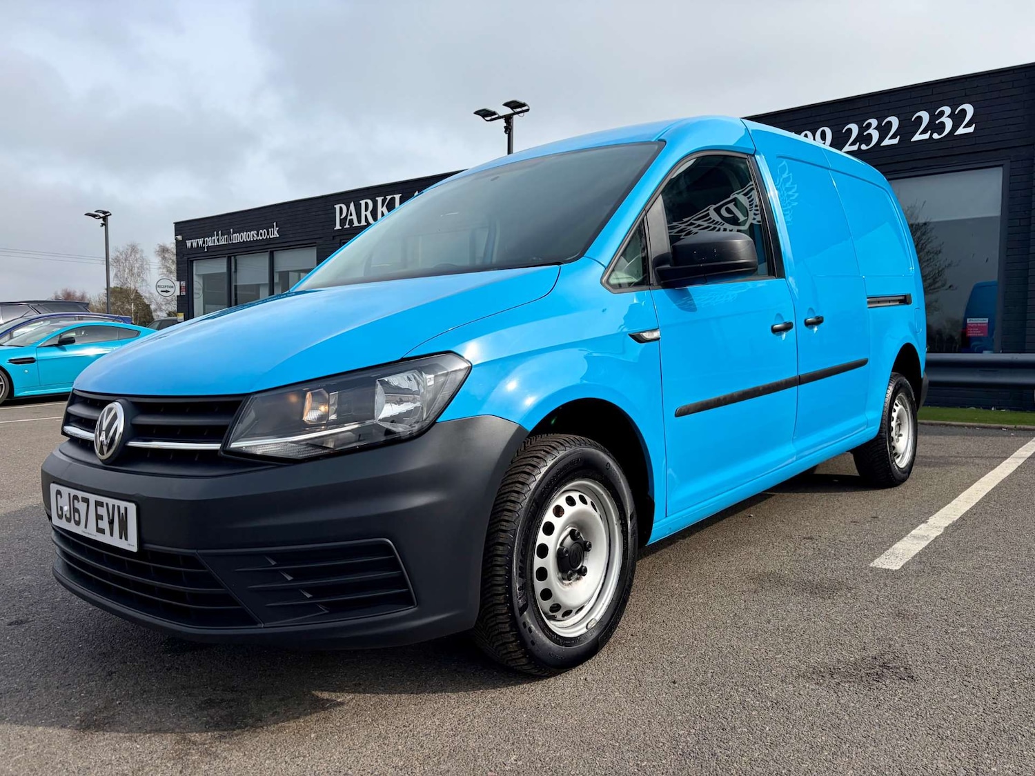 Used Volkswagen Caddy Maxi 2017 for sale - 77984319: Photo 3