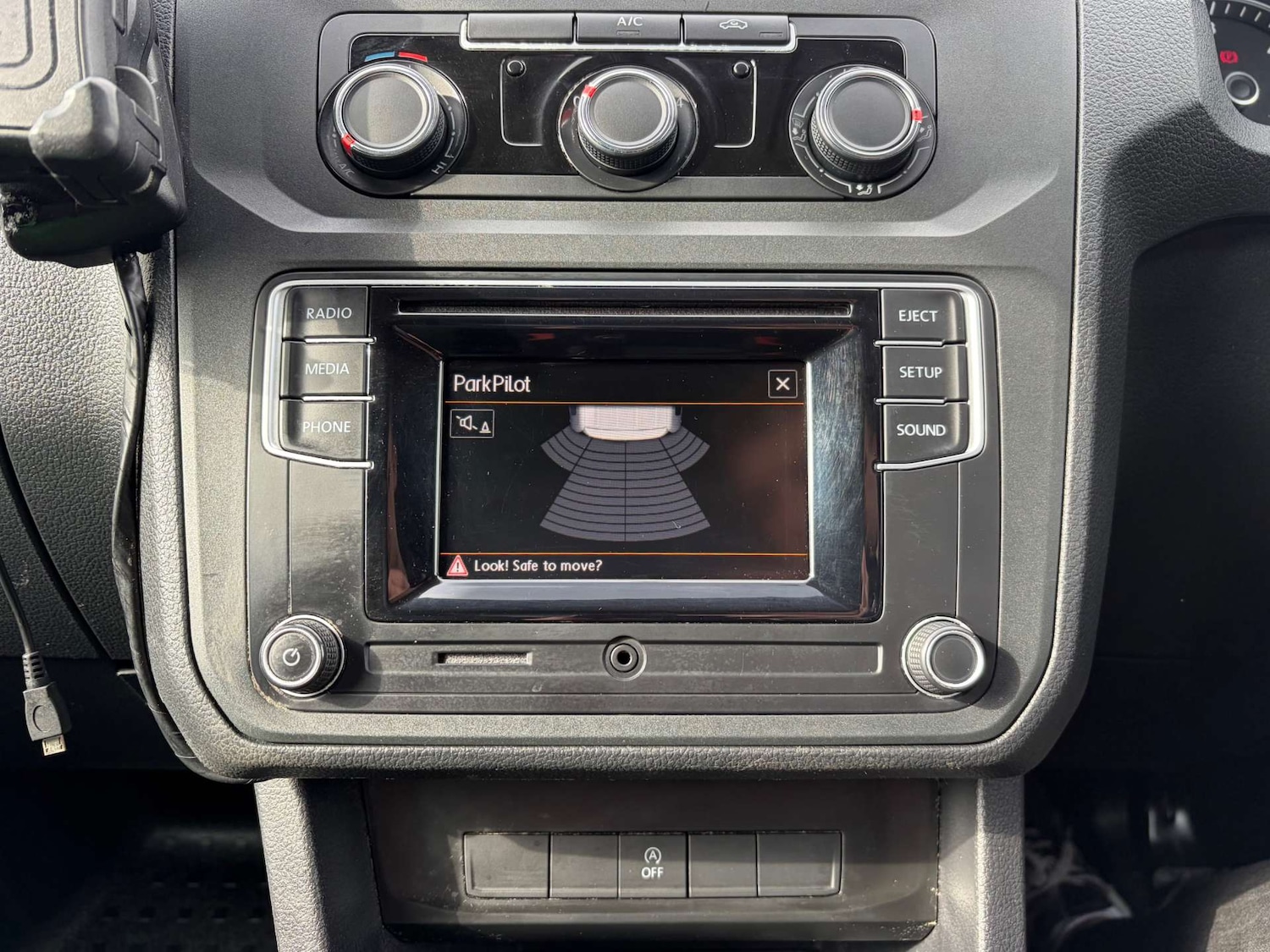 Used Volkswagen Caddy Maxi 2017 for sale - 77984319: Photo 31