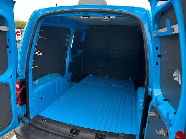 Used Volkswagen Caddy Maxi 2016 for sale - 76266392: Photo 14