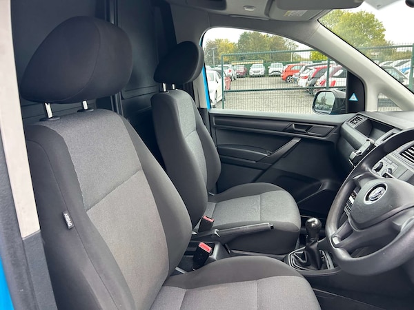 Used Volkswagen Caddy Maxi 2016 for sale - 76266392: Photo 35