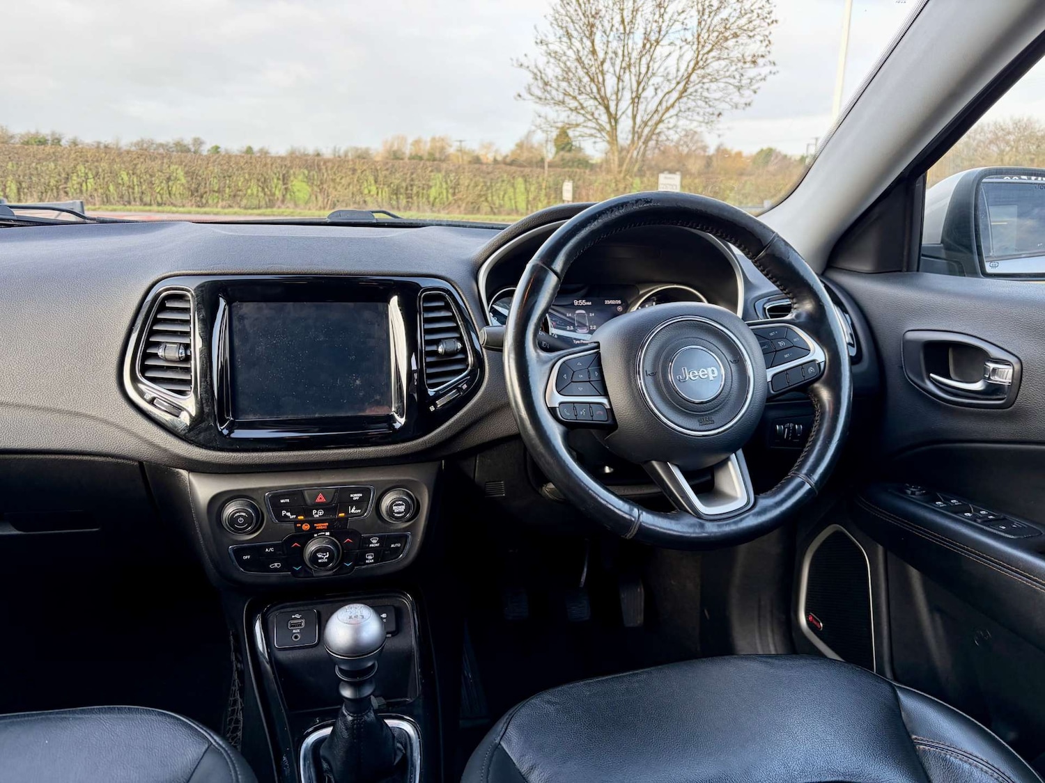 Used Jeep Compass 2019 for sale - 78055128: Photo 2