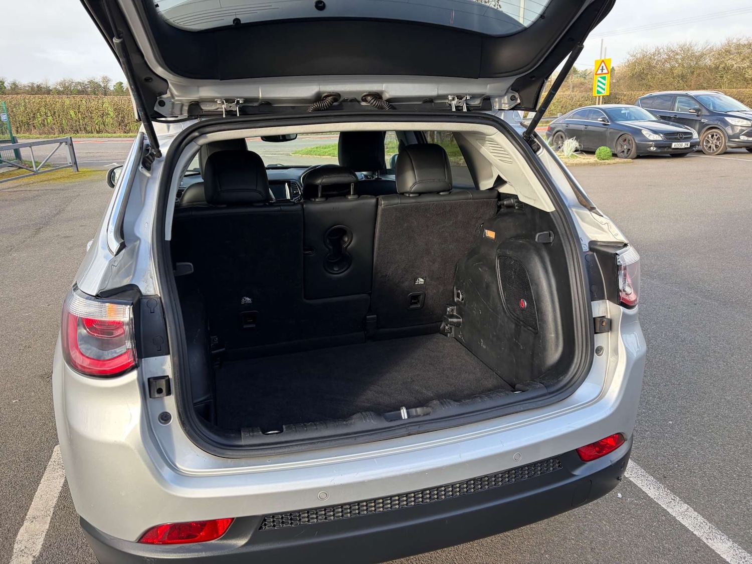 Used Jeep Compass 2019 for sale - 78055128: Photo 26