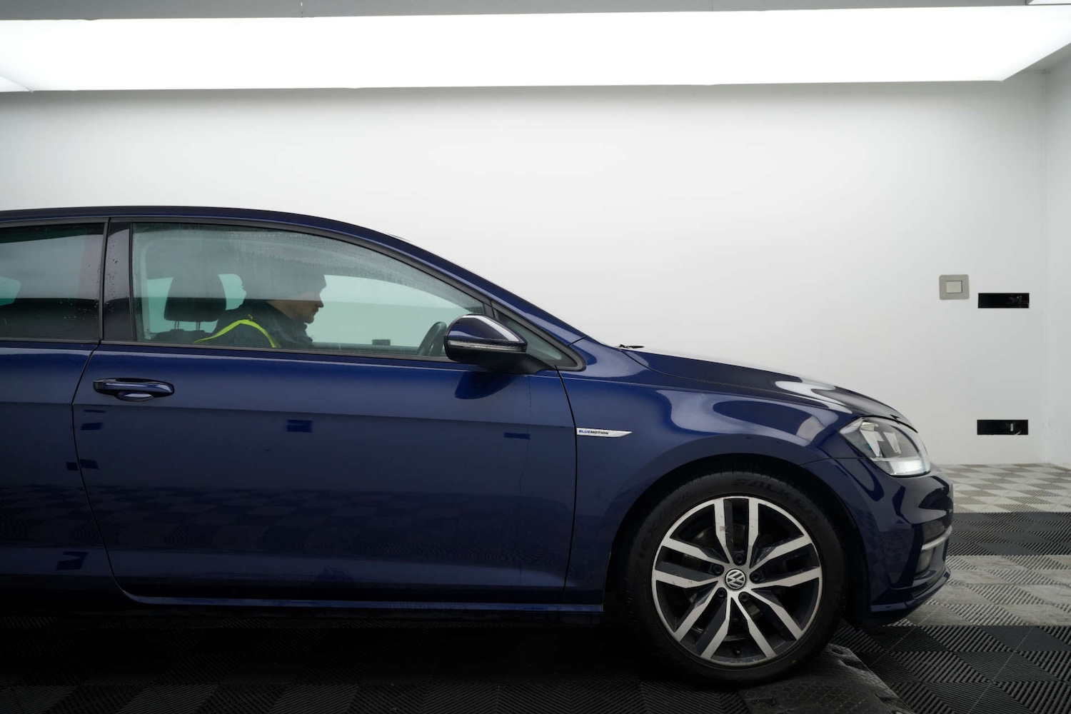 Used Volkswagen Golf 2019 for sale - 77160649: Photo 4