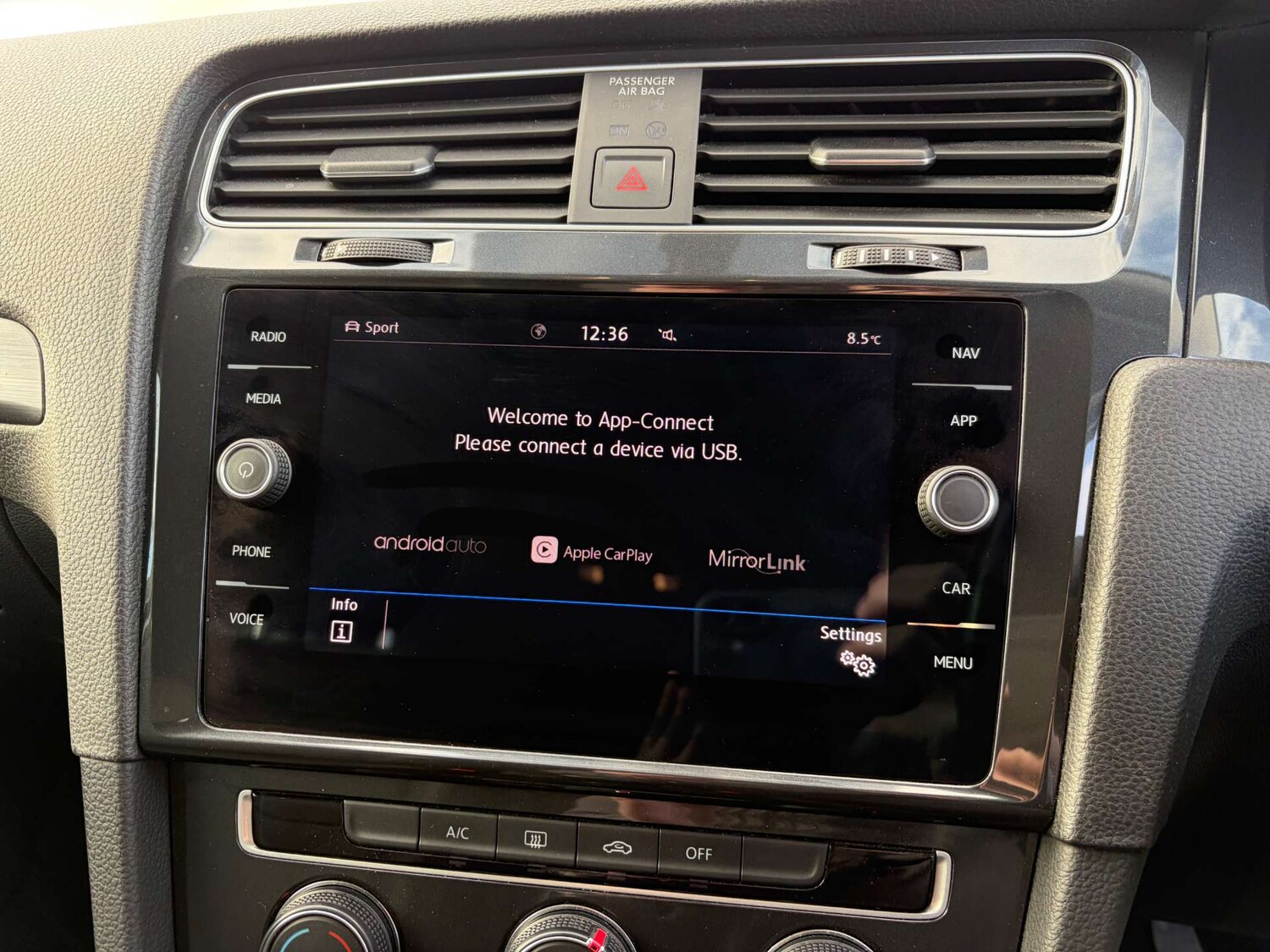 Used Volkswagen Golf 2019 for sale - 77160649: Photo 48