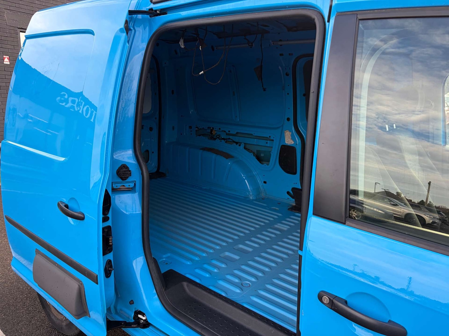 Used Volkswagen Caddy Maxi 2017 for sale - 76846883: Photo 23