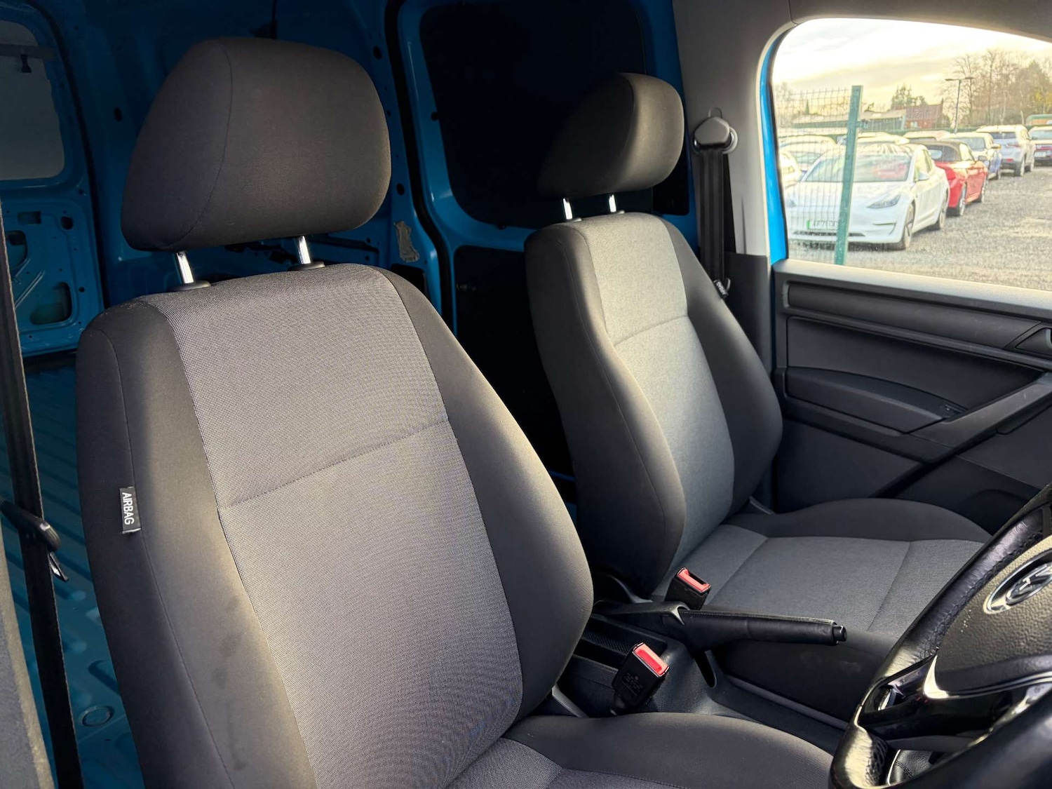 Used Volkswagen Caddy Maxi 2017 for sale - 76846883: Photo 27