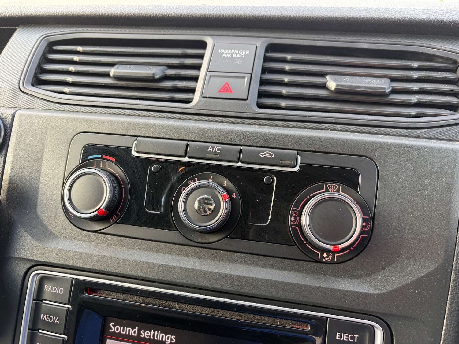 Used Volkswagen Caddy Maxi 2017 for sale - 76846883: Photo 37