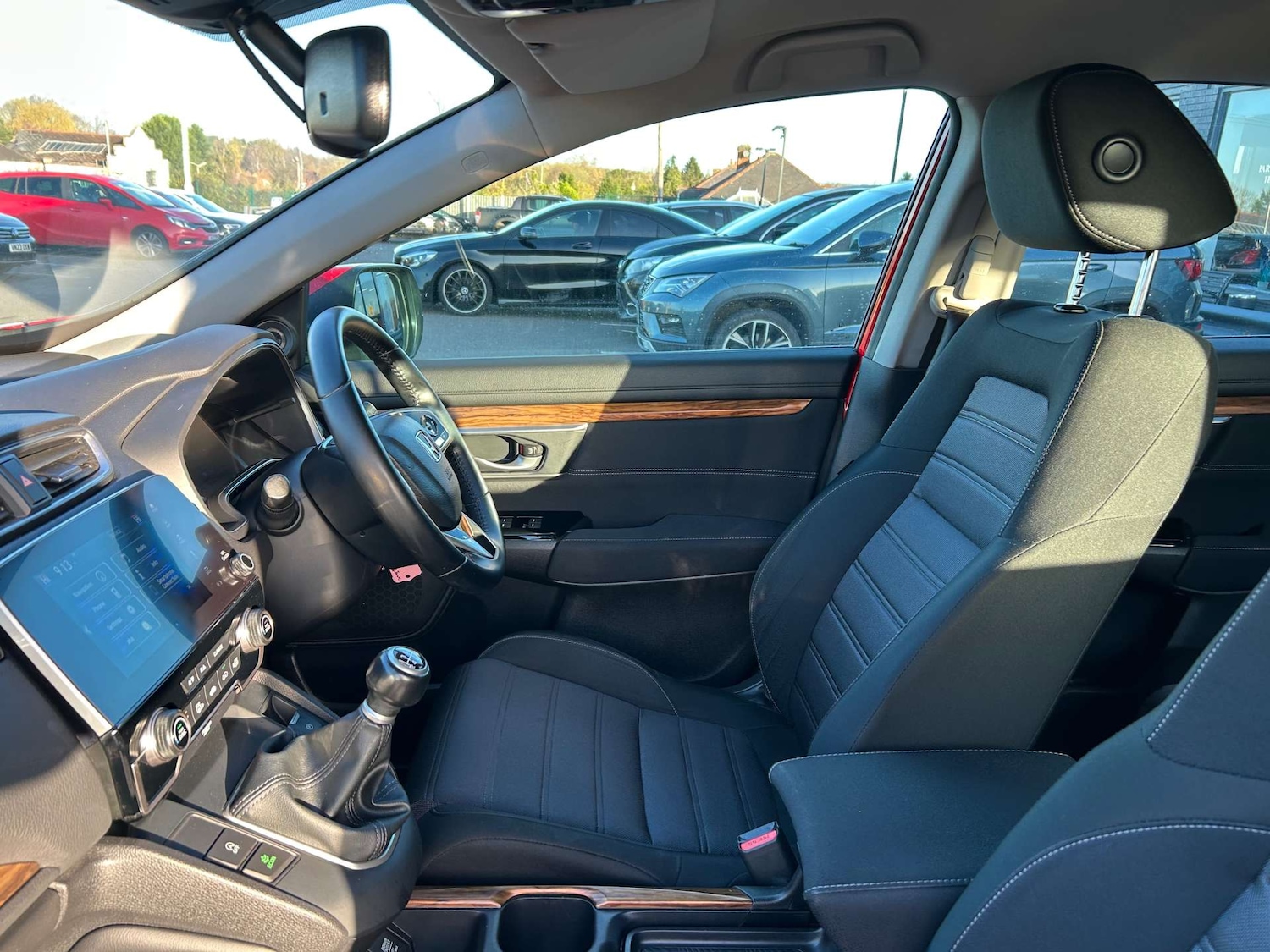 Used Honda CR-V 2019 for sale - 76500625: Photo 17