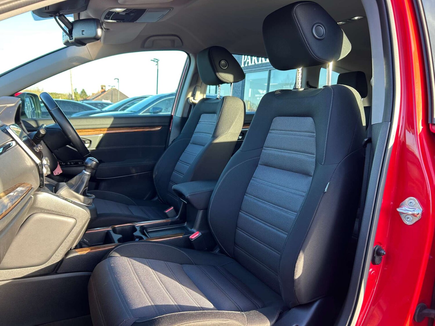 Used Honda CR-V 2019 for sale - 76500625: Photo 26