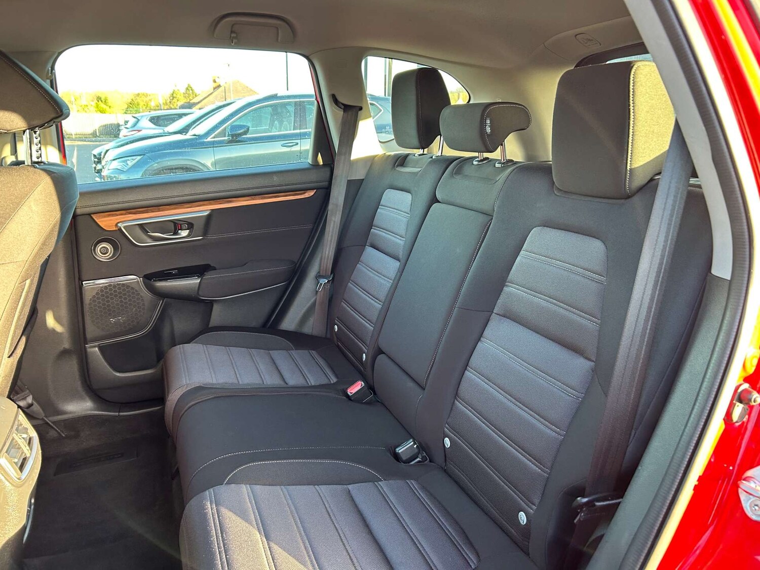 Used Honda CR-V 2019 for sale - 76500625: Photo 27