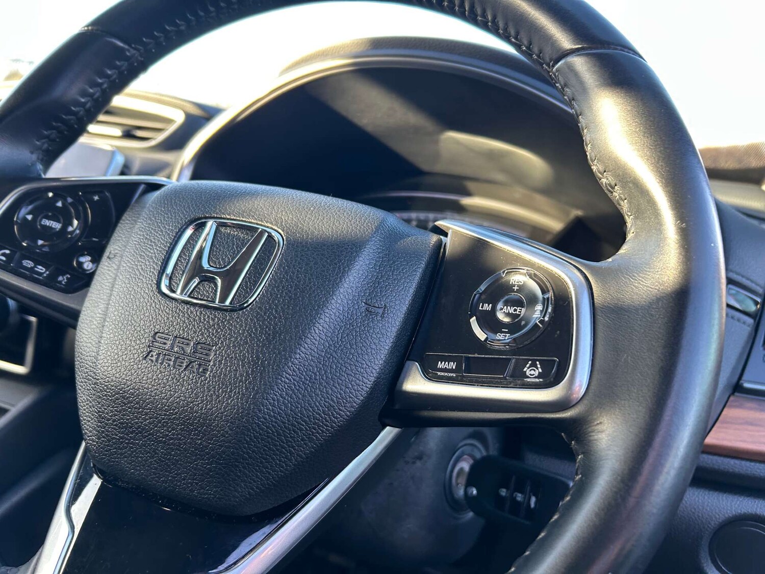 Used Honda CR-V 2019 for sale - 76500625: Photo 31