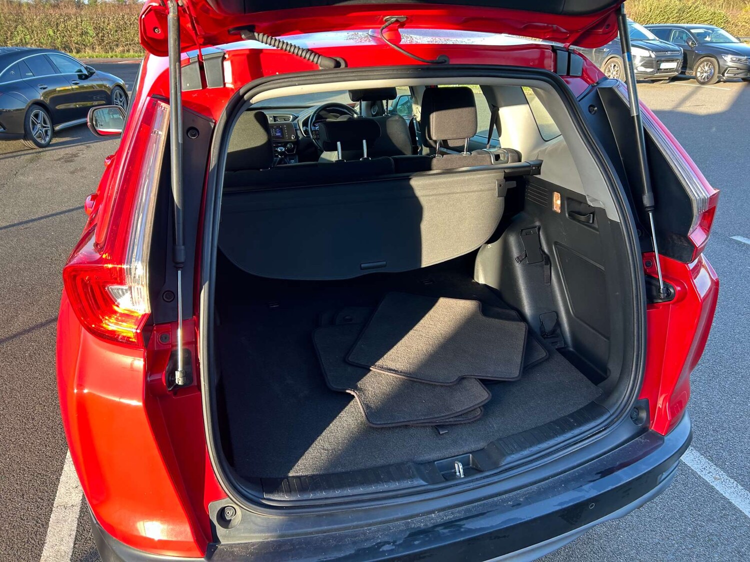 Used Honda CR-V 2019 for sale - 76500625: Photo 46