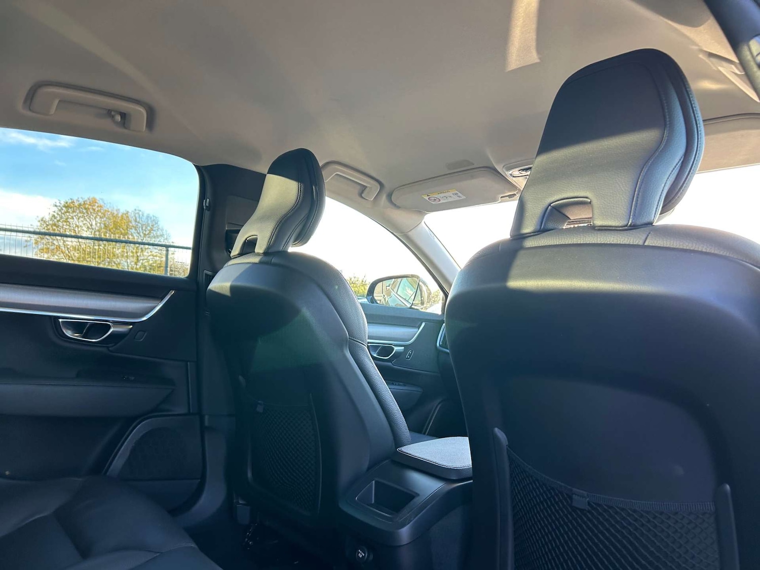 Used Volvo S90 2020 for sale - 76352640: Photo 29