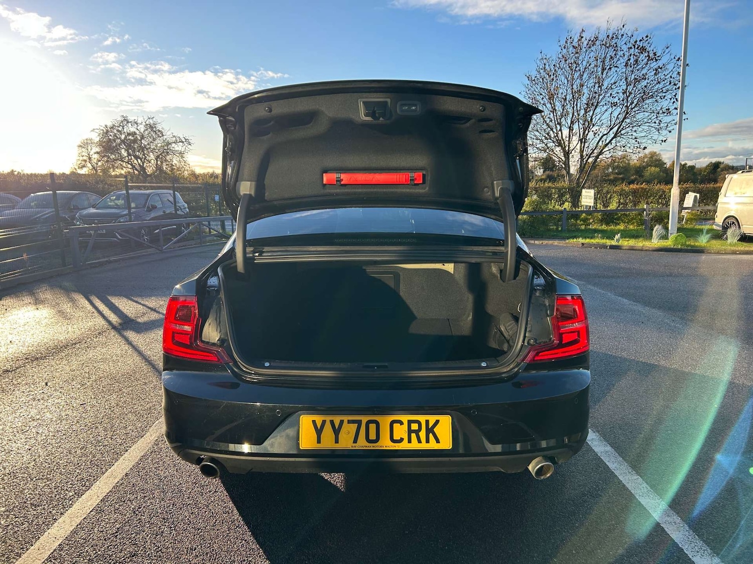 Used Volvo S90 2020 for sale - 76352640: Photo 37