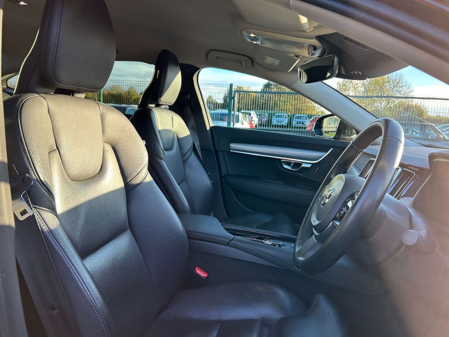 Used Volvo S90 2020 for sale - 76352640: Photo 54