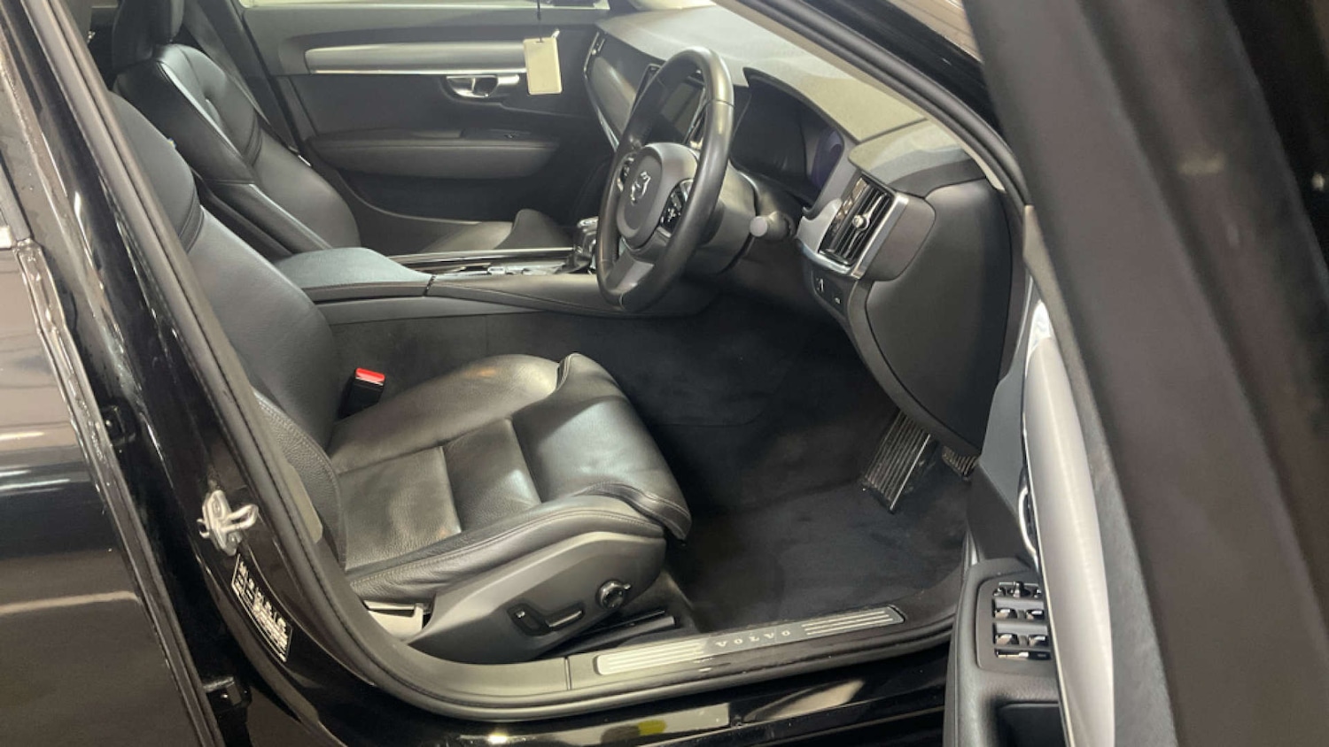 Used Volvo S90 2020 for sale - 76352640: Photo 55