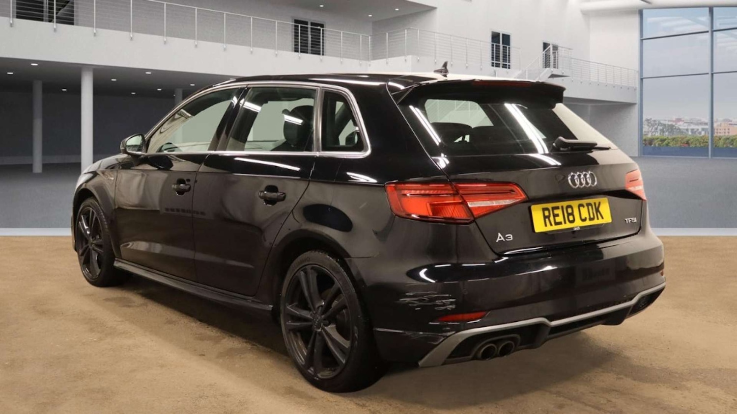 Used Audi A3 2018 for sale - 77941628: Photo 4