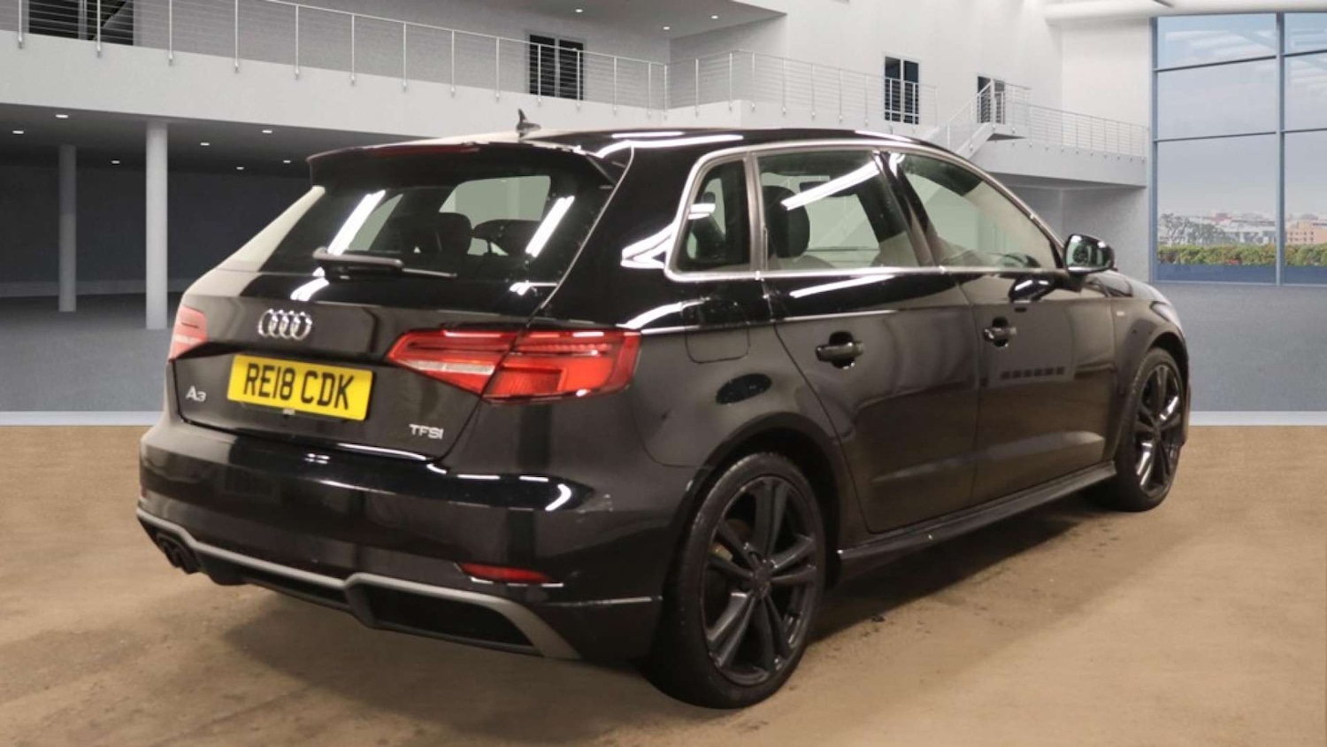 Used Audi A3 2018 for sale - 77941628: Photo 5