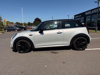 Used MINI Hatch 2019 for sale - 75725866: Photo