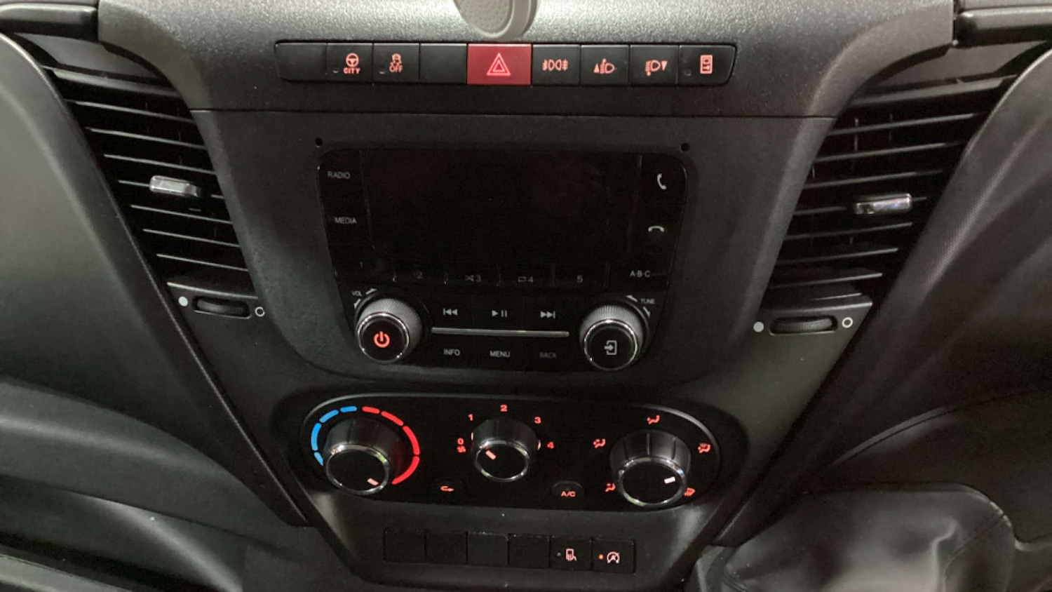 Used Iveco Daily 2021 for sale - 78041887: Photo 12