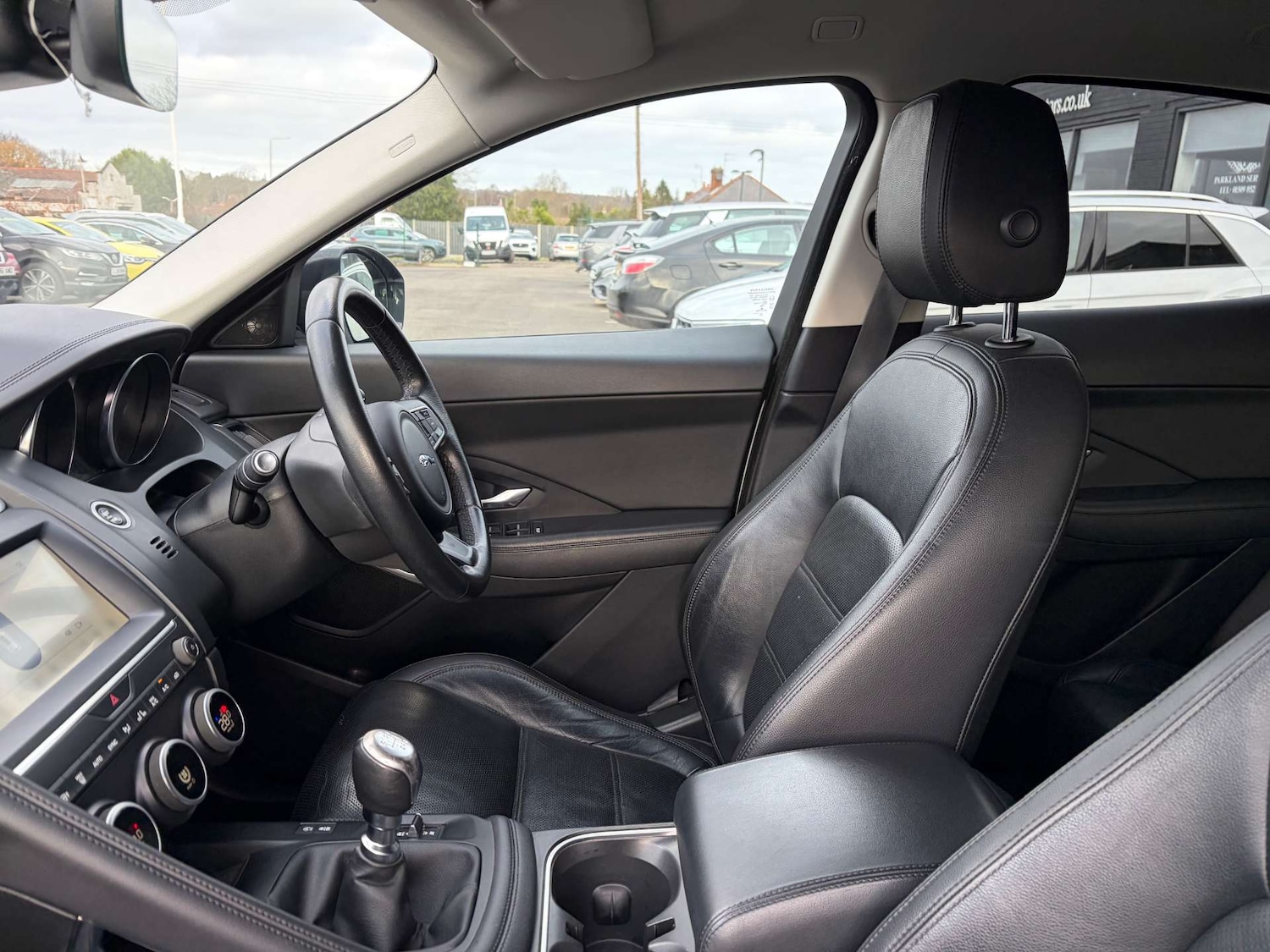 Used Jaguar E-Pace 2019 for sale - 76905247: Photo 17