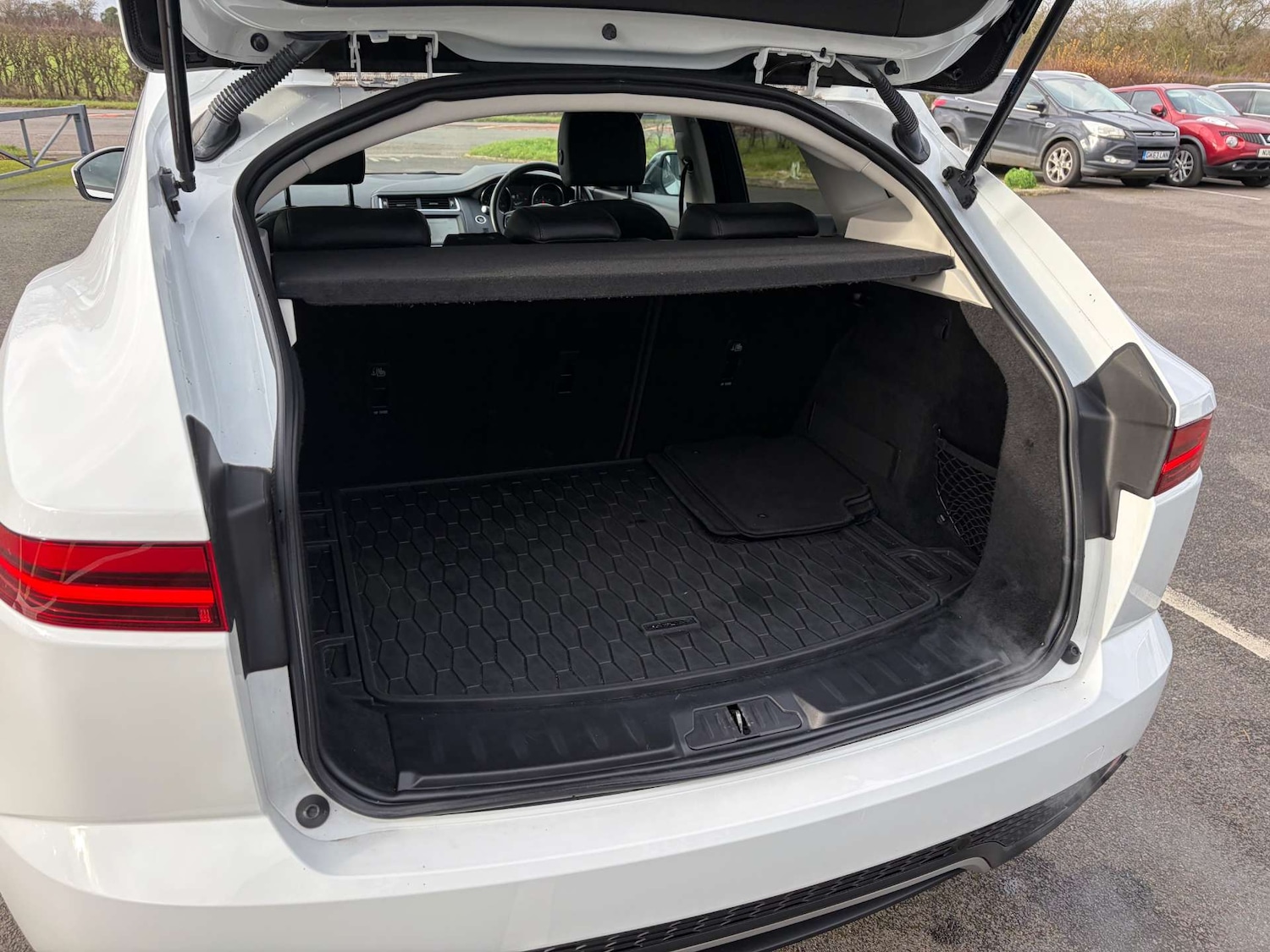 Used Jaguar E-Pace 2019 for sale - 76905247: Photo 24