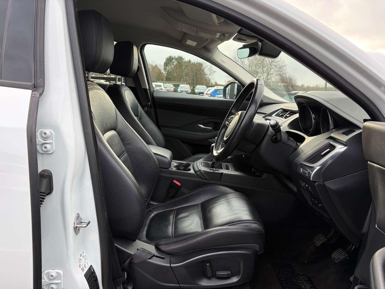 Used Jaguar E-Pace 2019 for sale - 76905247: Photo 36