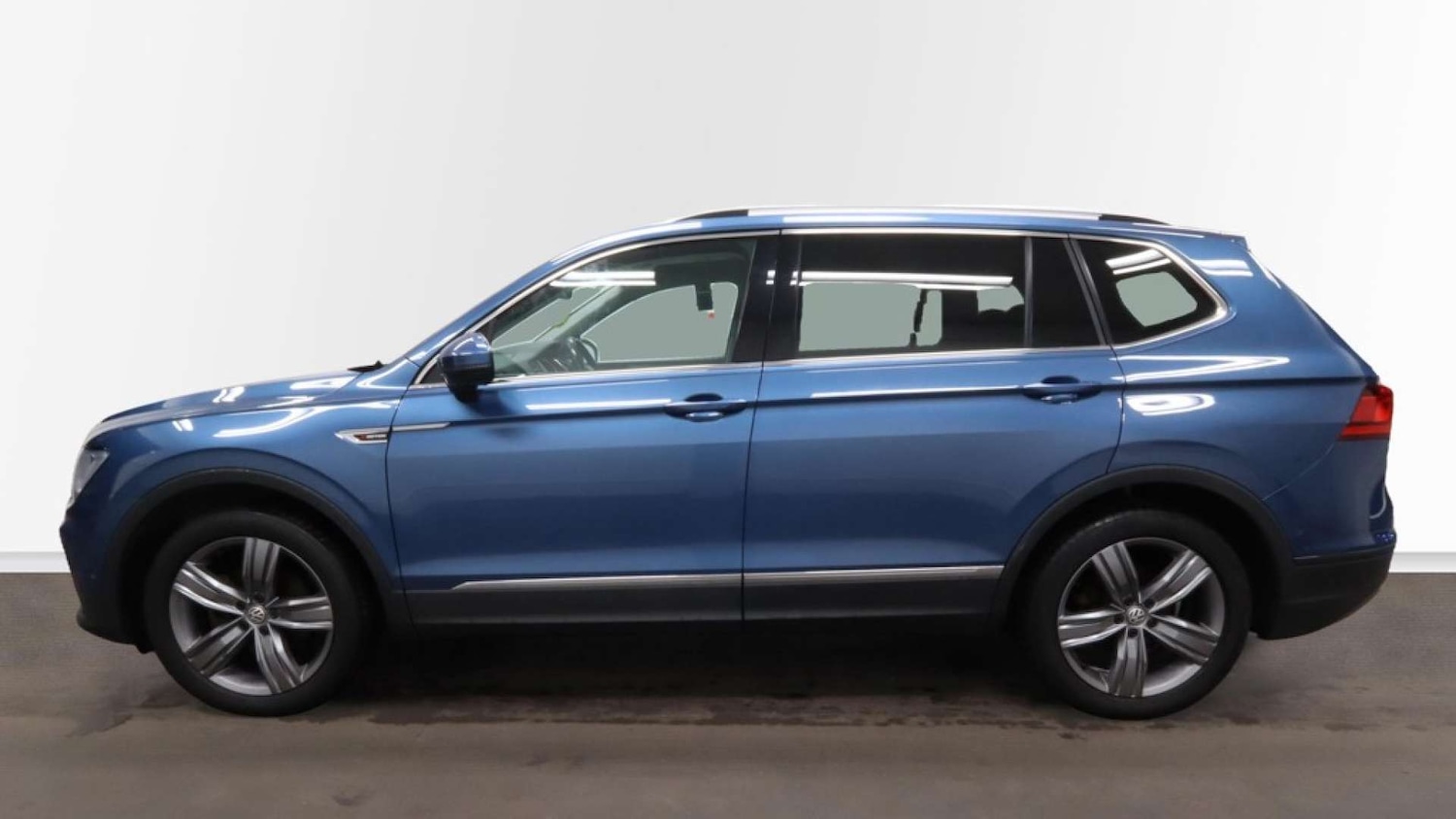 Used Volkswagen Tiguan 2019 for sale - 77070829: Photo 7