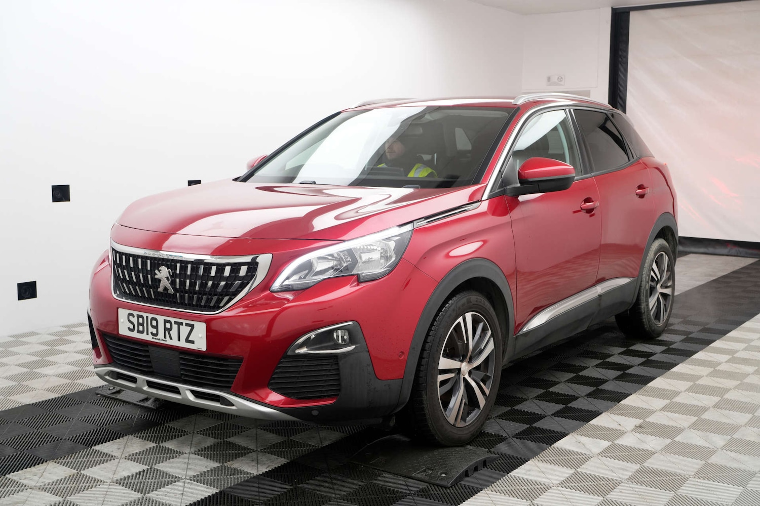 Used Peugeot 3008 2019 for sale - 77236281: Photo 3