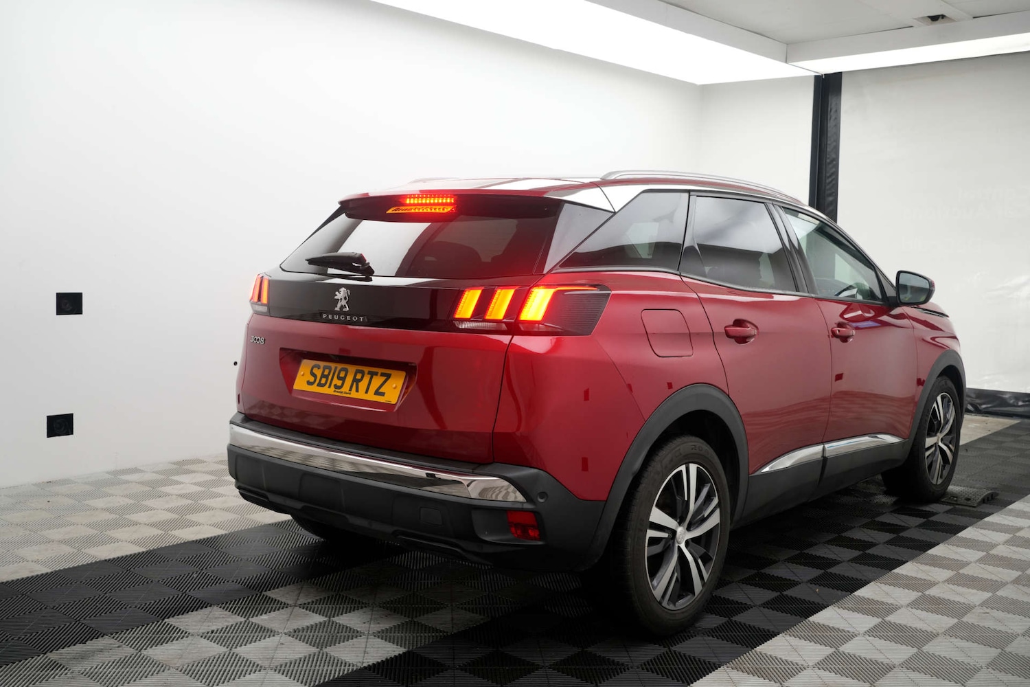 Used Peugeot 3008 2019 for sale - 77236281: Photo 4