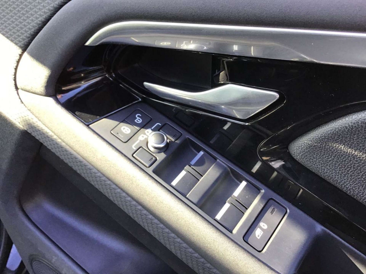 Used Land Rover Range Rover Evoque 2019 for sale - 76618095: Photo 21