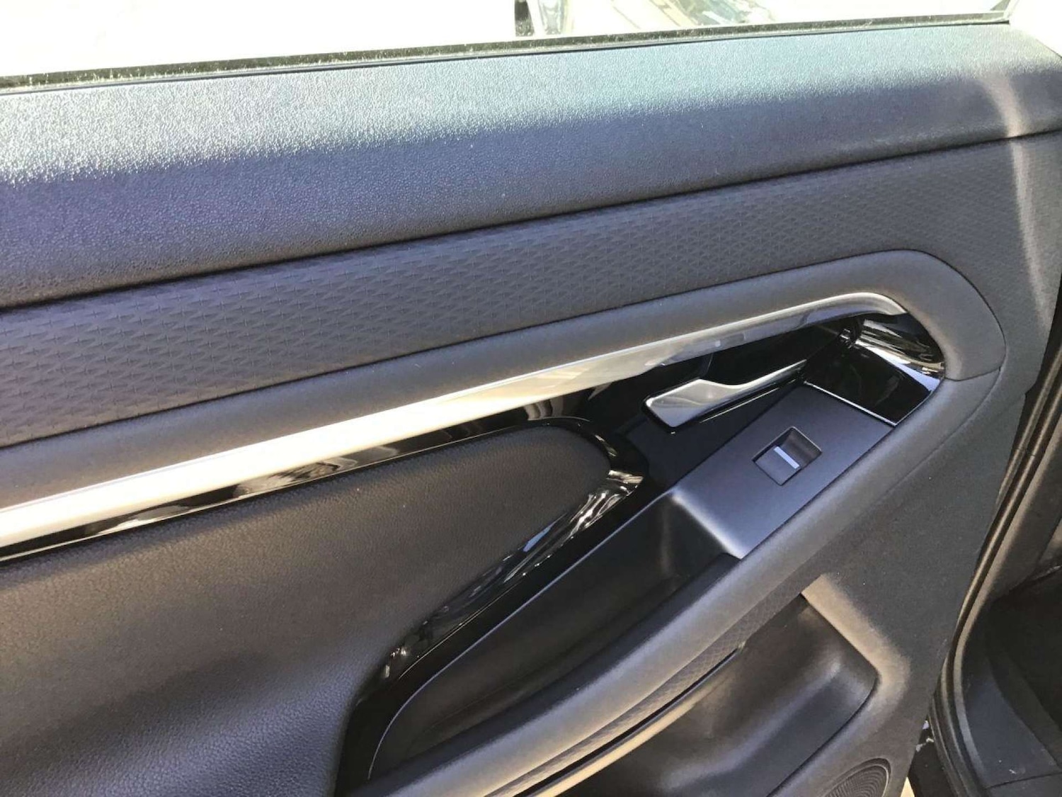 Used Land Rover Range Rover Evoque 2019 for sale - 76618095: Photo 33