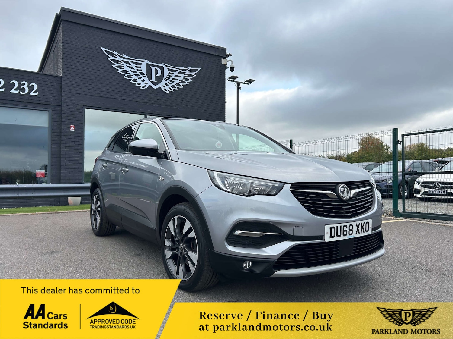 Used Vauxhall Grandland X 2018 for sale - 76618189: Photo 1