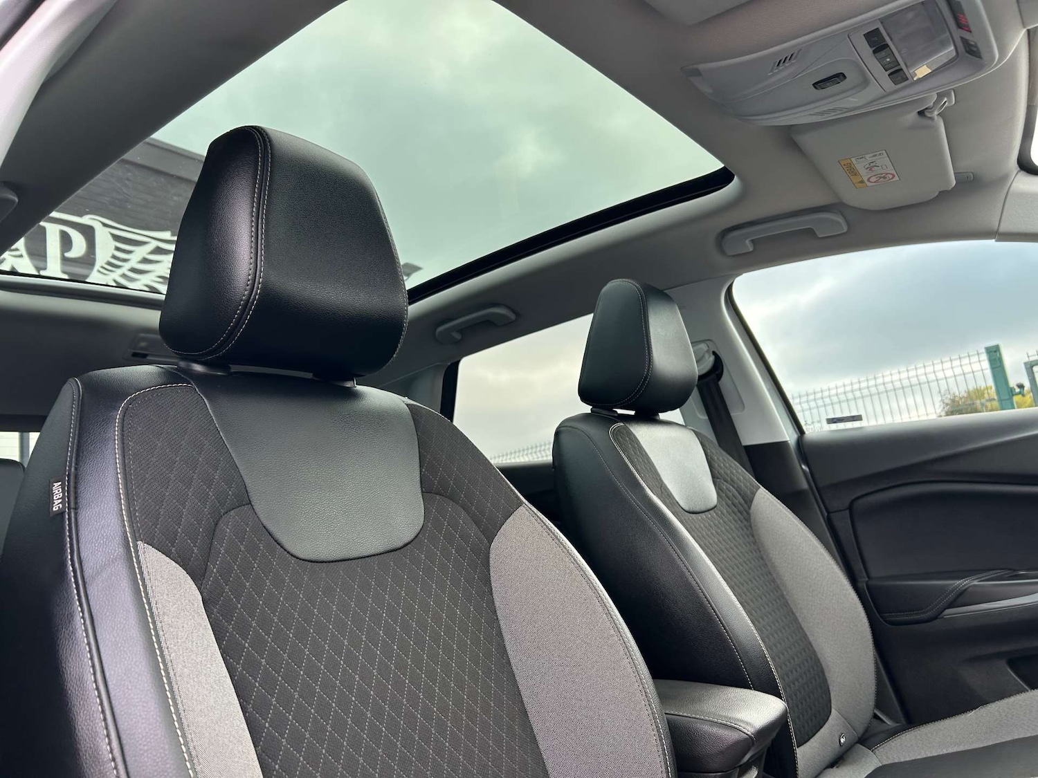 Used Vauxhall Grandland X 2018 for sale - 76618189: Photo 41