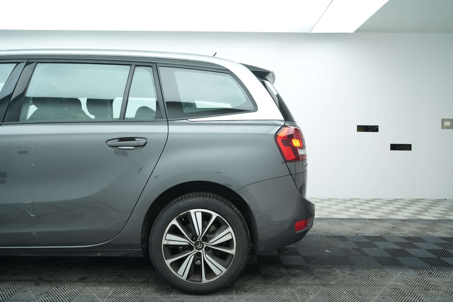 Used Citroen C4 Picasso 2018 for sale - 77721652: Photo 7