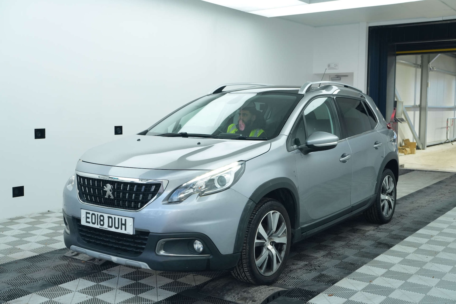 Used Peugeot 2008 2018 for sale - 77236275: Photo 3