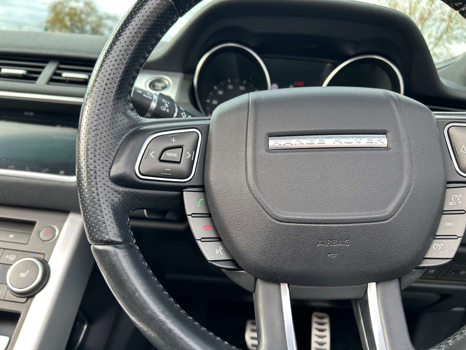 Used Land Rover Range Rover Evoque 2017 for sale - 76601571: Photo 51