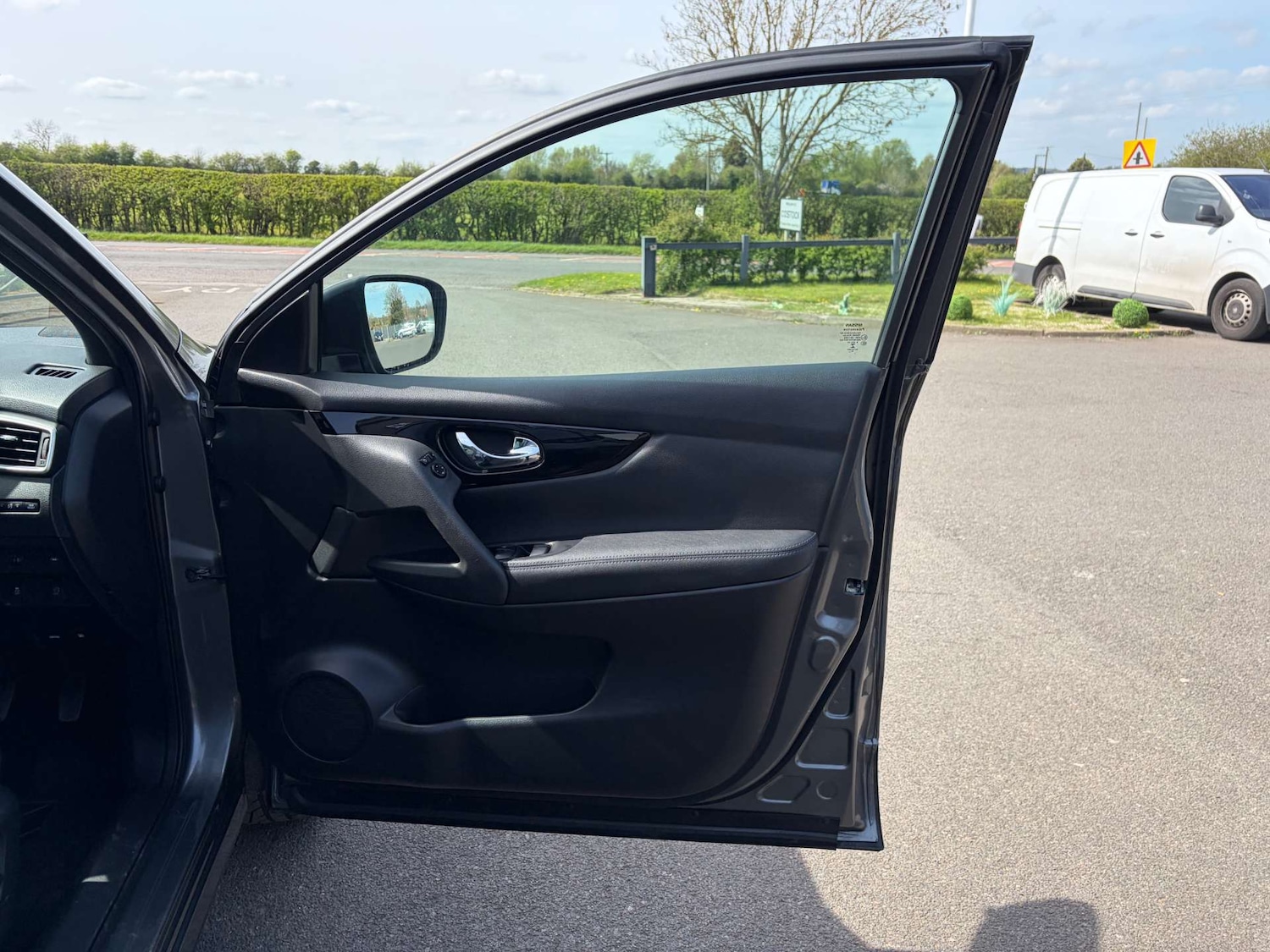 Used Nissan Qashqai 2017 for sale - 78201058: Photo 35