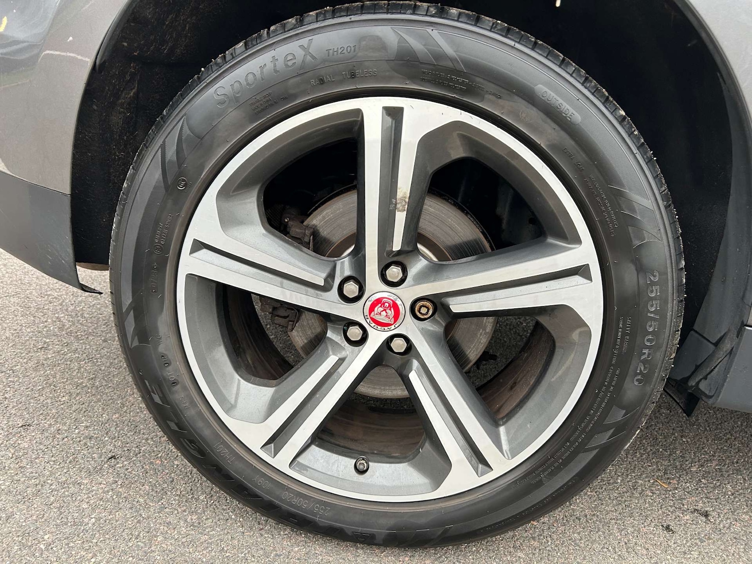 Used Jaguar F-Pace 2017 for sale - 76384150: Photo 10
