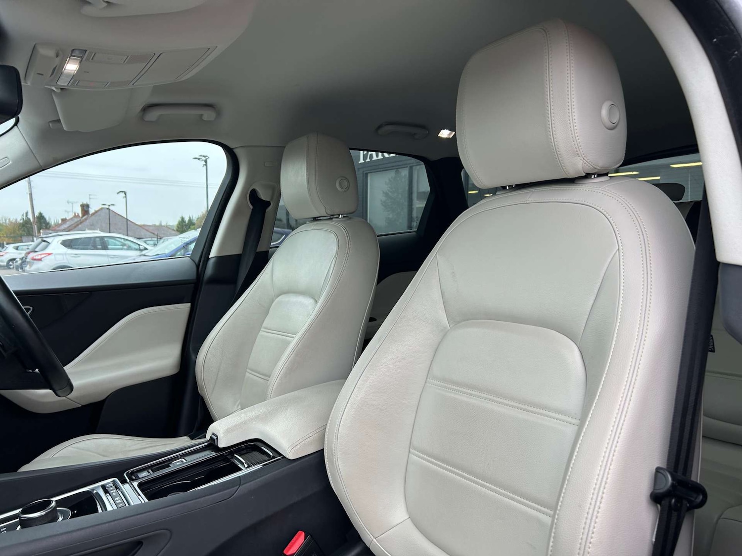 Used Jaguar F-Pace 2017 for sale - 76384150: Photo 15