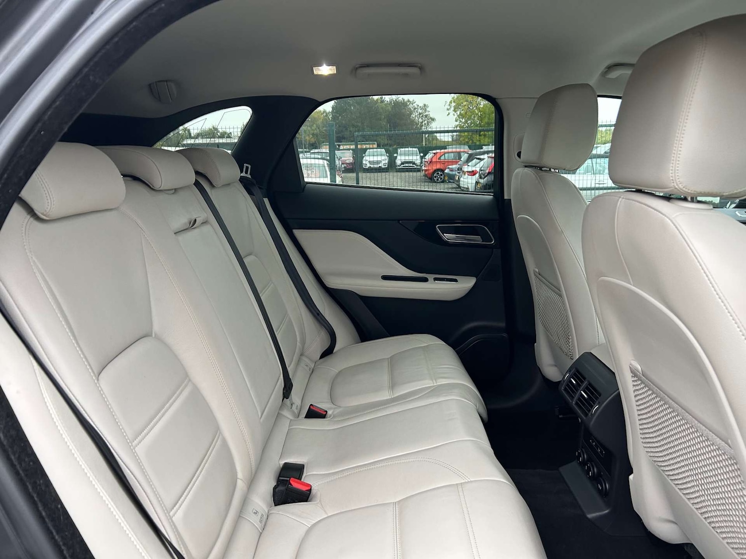 Used Jaguar F-Pace 2017 for sale - 76384150: Photo 22