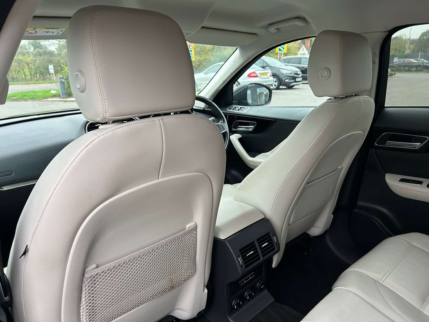 Used Jaguar F-Pace 2017 for sale - 76384150: Photo 30